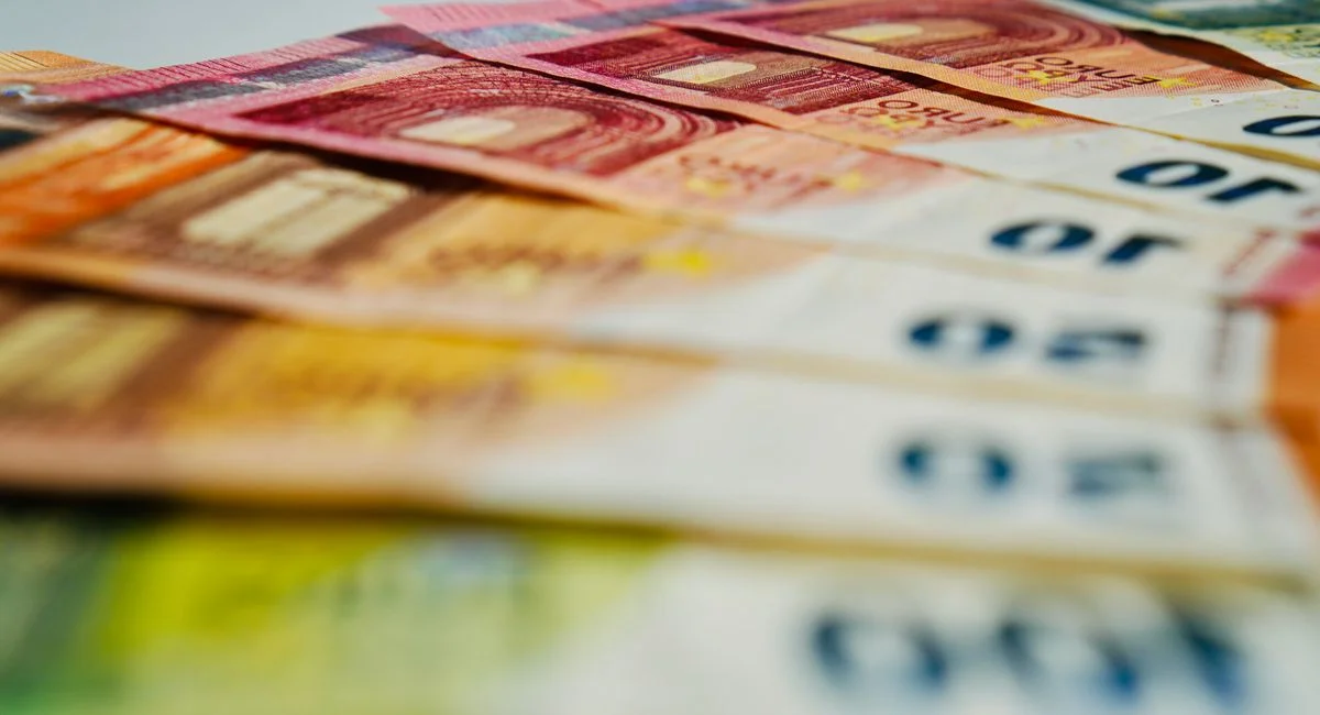 Illustration, comparatif banque en ligne pea