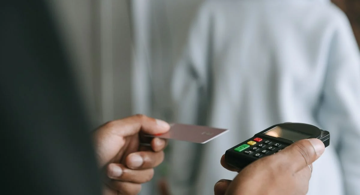 Relevé bancaire avec ligne de prélèvement BNP Paribas Personal Finance 15 euros